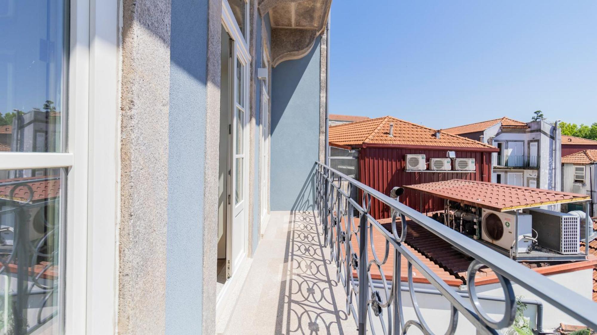 Apartment Carmo *