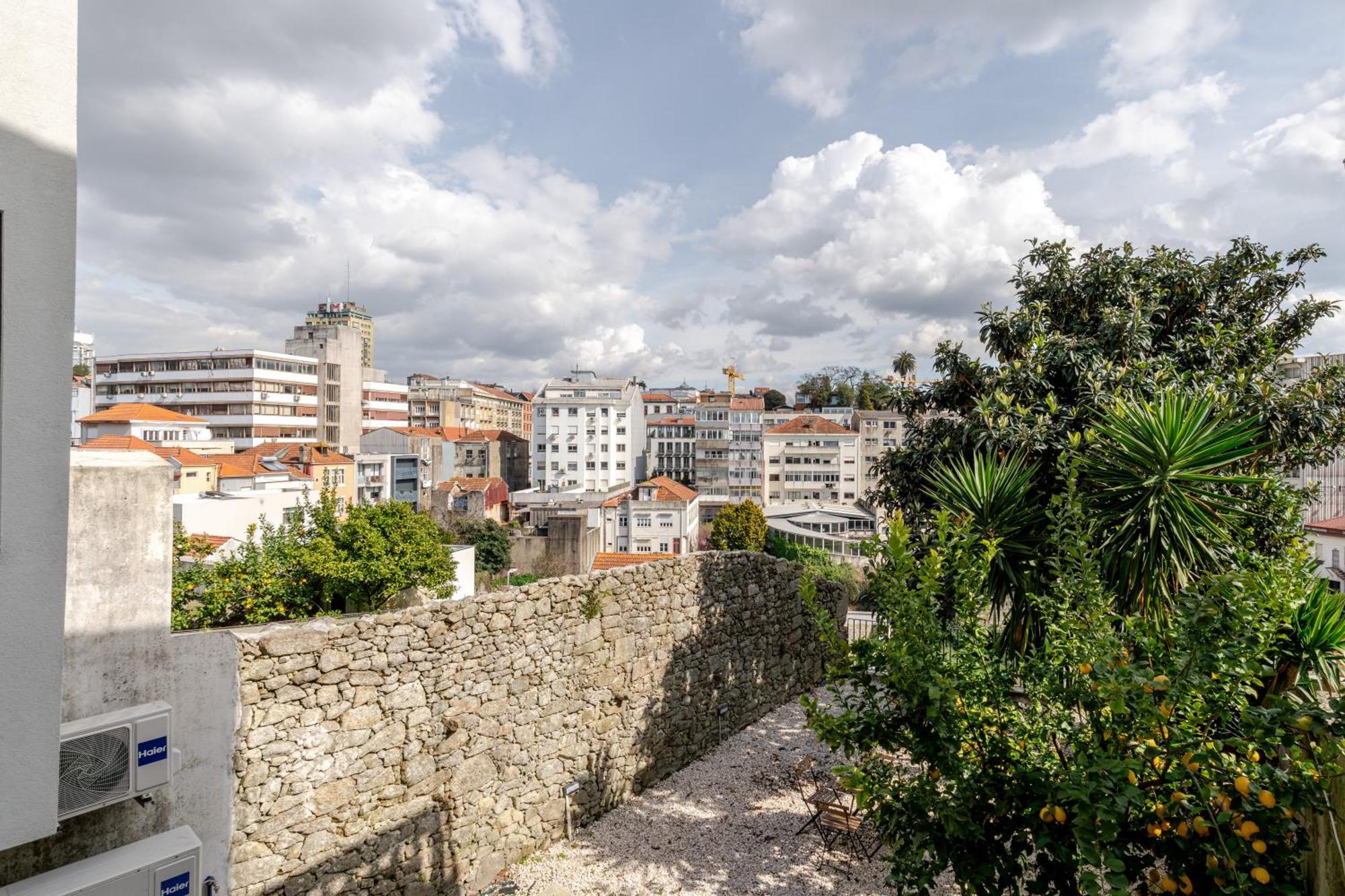 Hostwise - Stylish Sunny Flats Appartement *