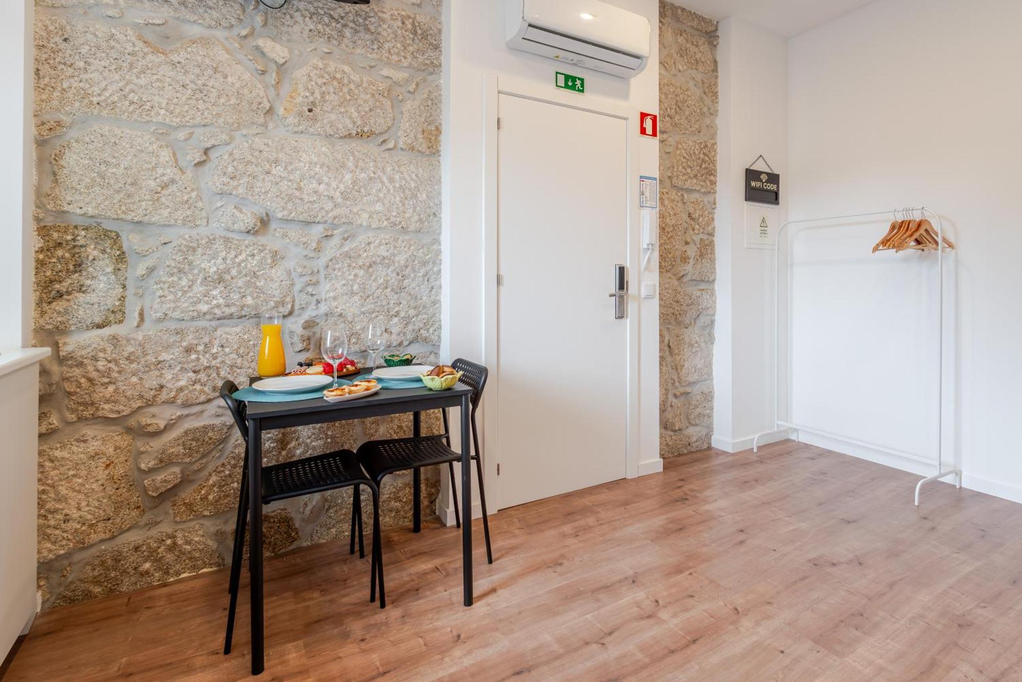 Hostwise - Stylish Sunny Flats Porto