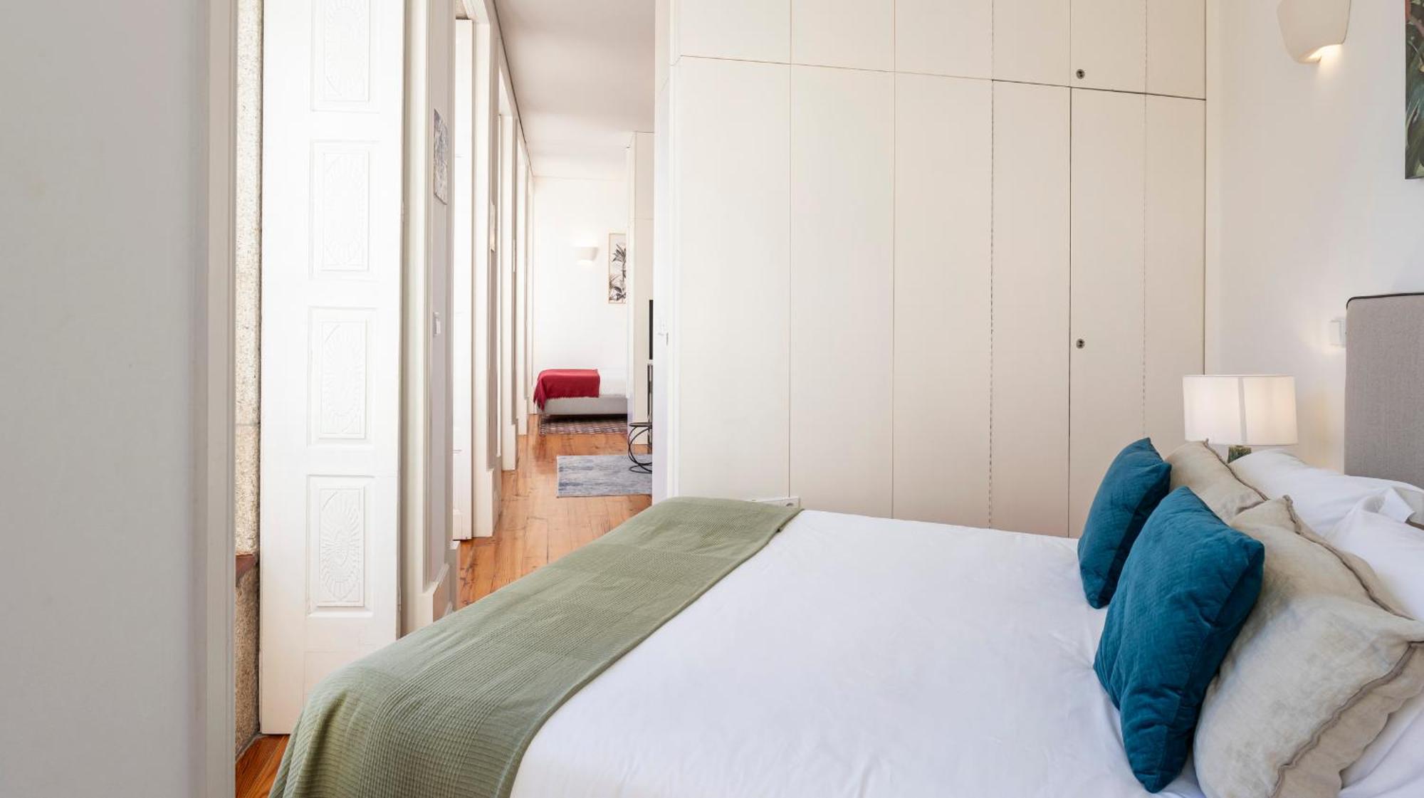 Bright Flat Few Steps To Aliados Av By Lovelystay Apartment