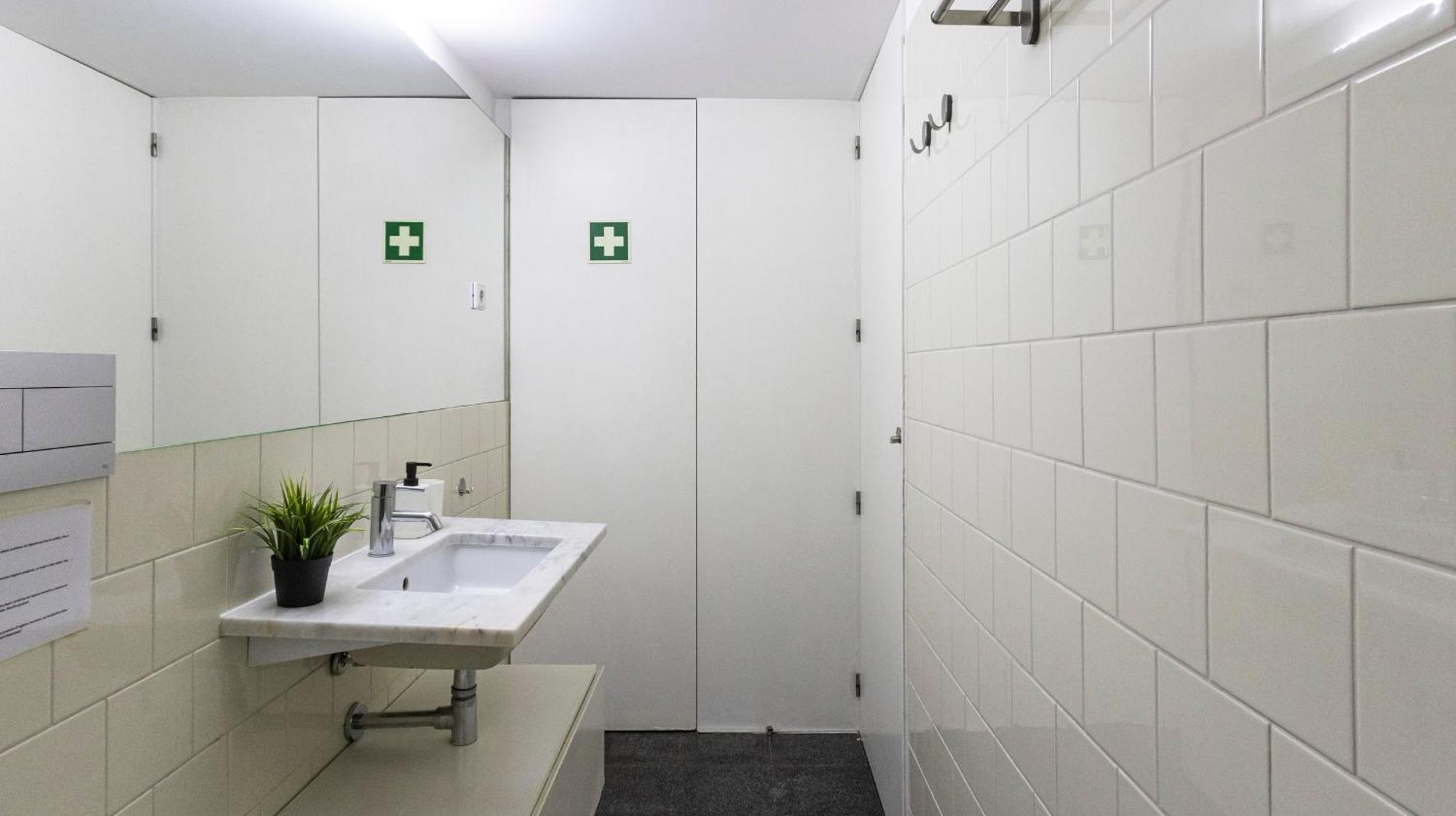 Apartment Bright Flat Few Steps To Aliados Av By Lovelystay *