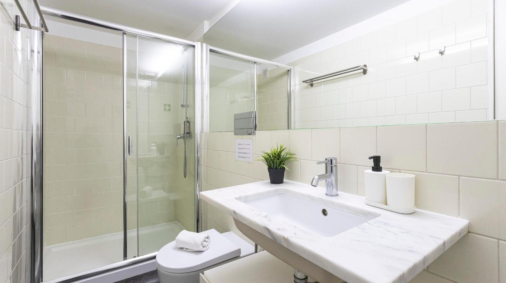Apartment Bright Flat Few Steps To Aliados Av By Lovelystay Porto
