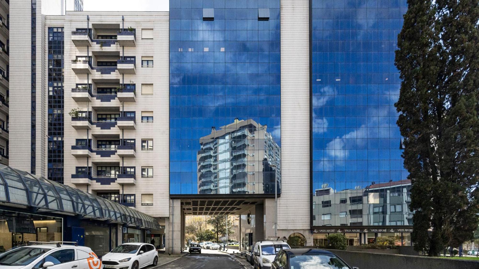 Bright 2br Flat Near Praca Da Galiza By Lovelystay Apartment