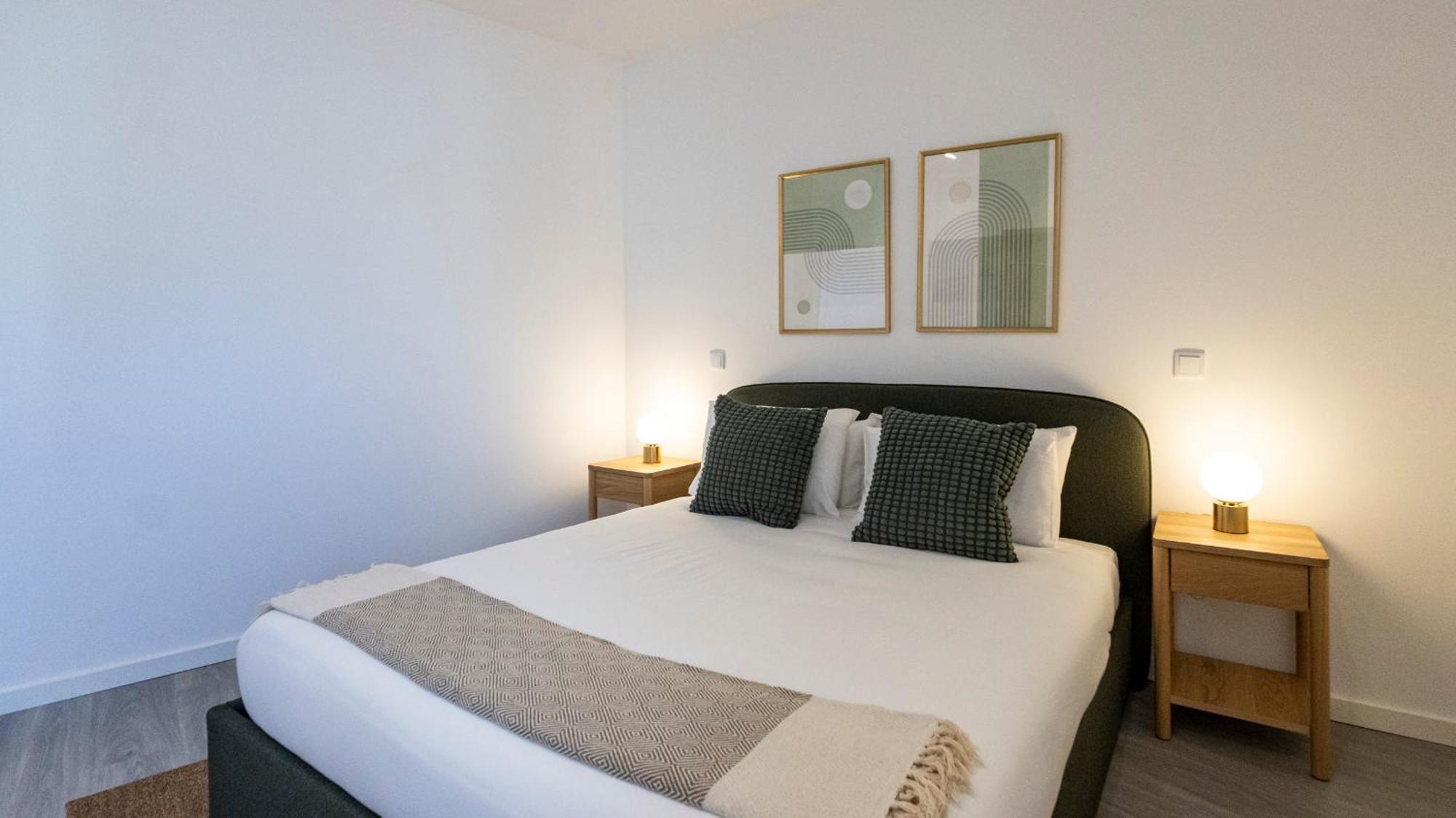Bright 2br Flat Near Praca Da Galiza By Lovelystay Apartment Porto