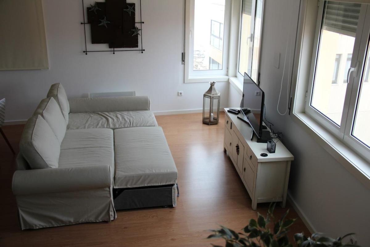 Enjoy A Beautiful Sunset In Apartment Porto