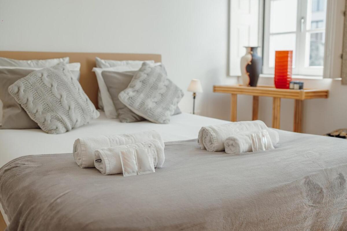 Flores Premium By Hosty Apartment