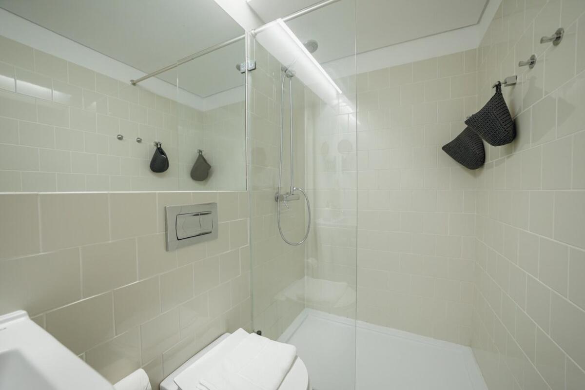 Apartment Flores Premium By Hosty *