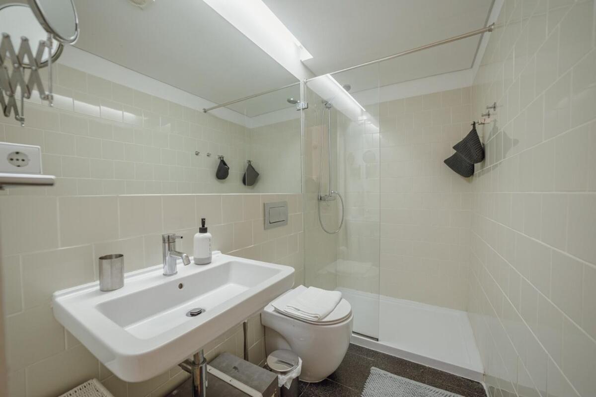 Apartment Flores Premium By Hosty Porto