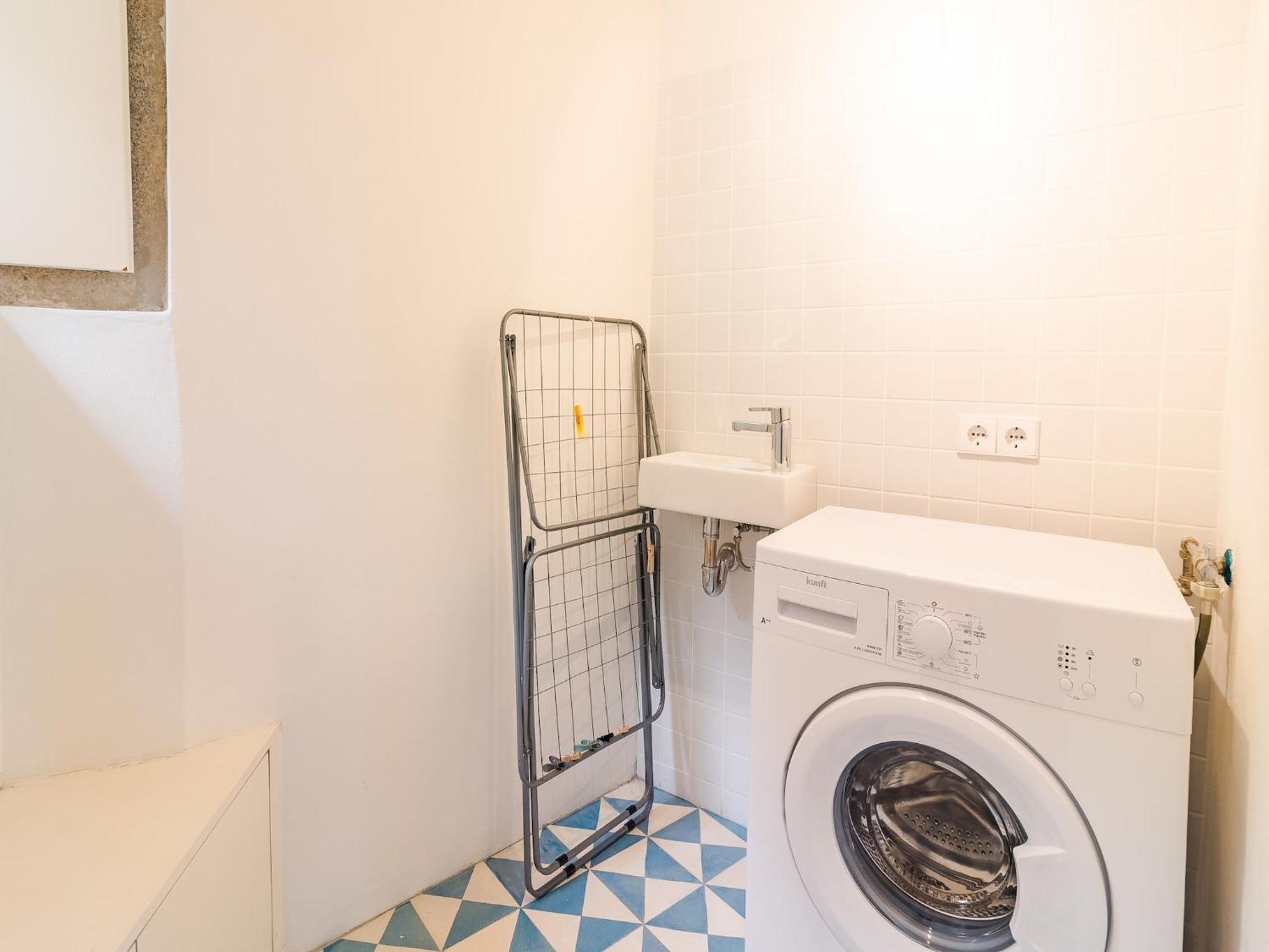 Apartment 1-bedroom In Porto's Heart