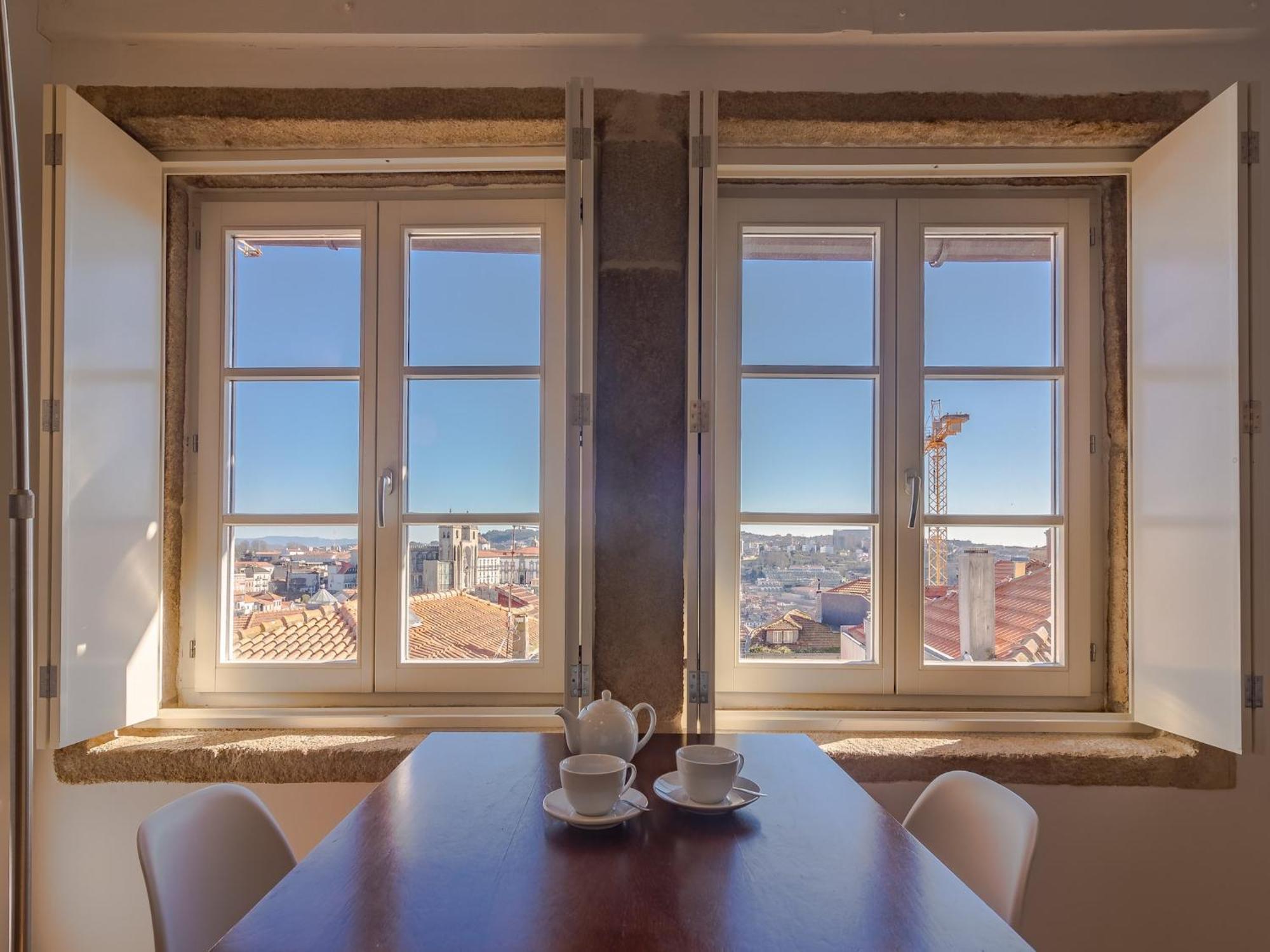 Cozy Perfect Location & Comfort * Porto