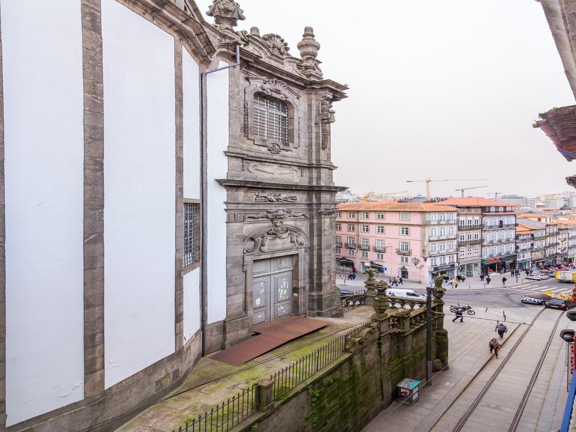 Stylish With Views Apartment Porto