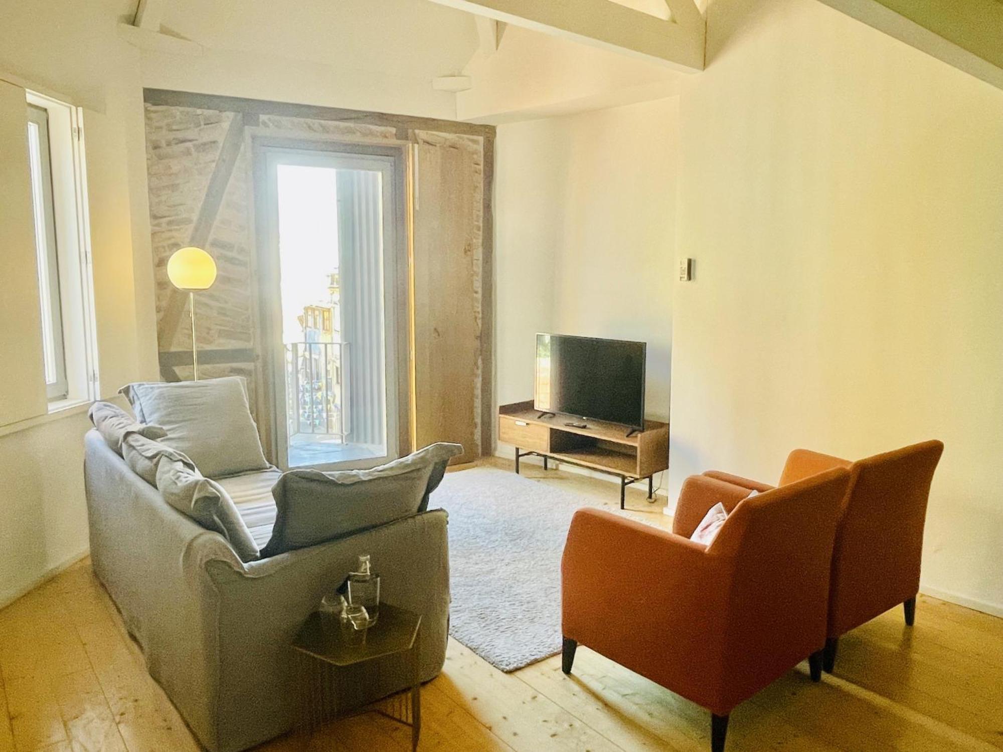 Trendy In The Heart Of Apartment
