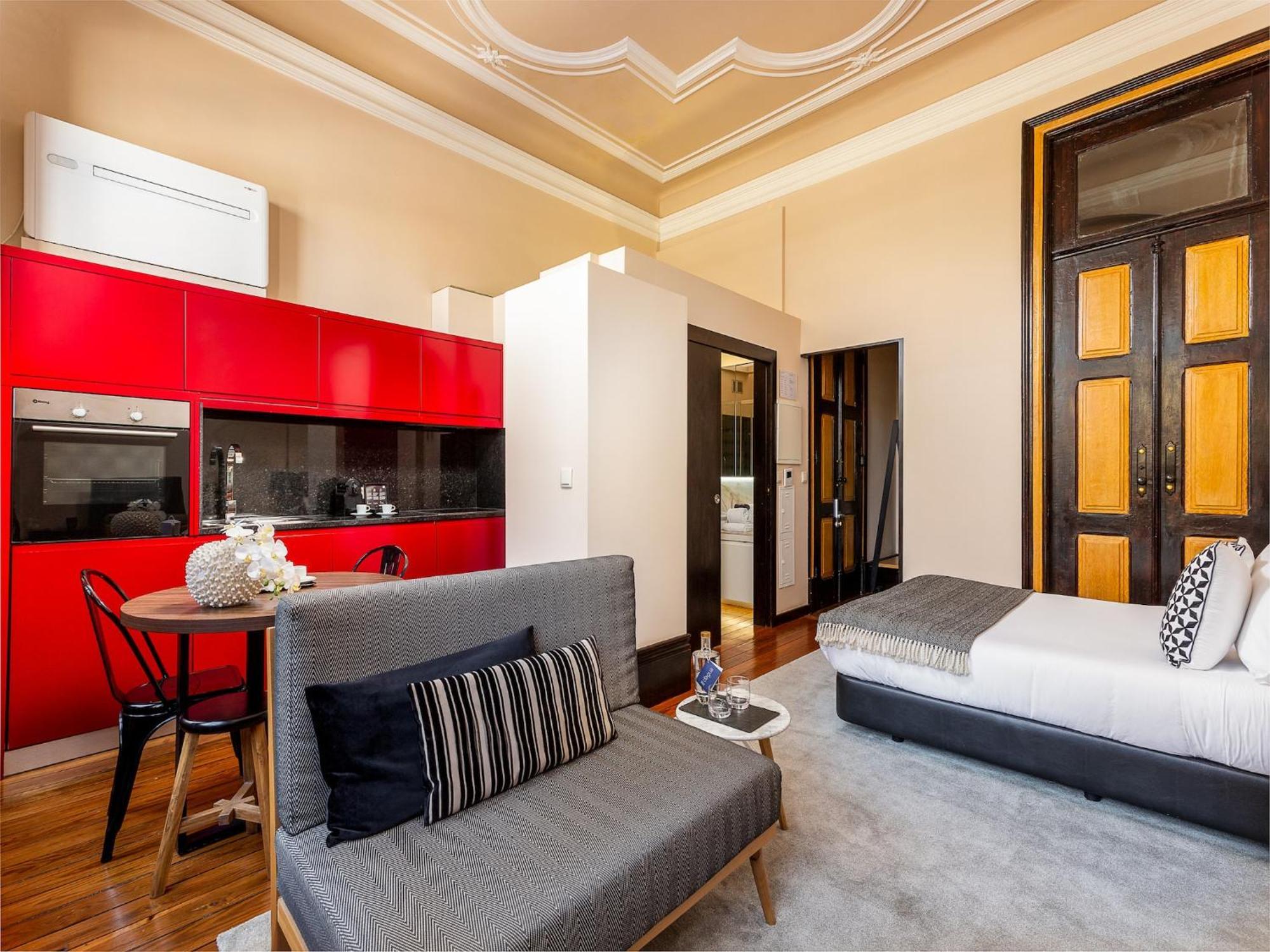 Apartment Near Ribeira Do