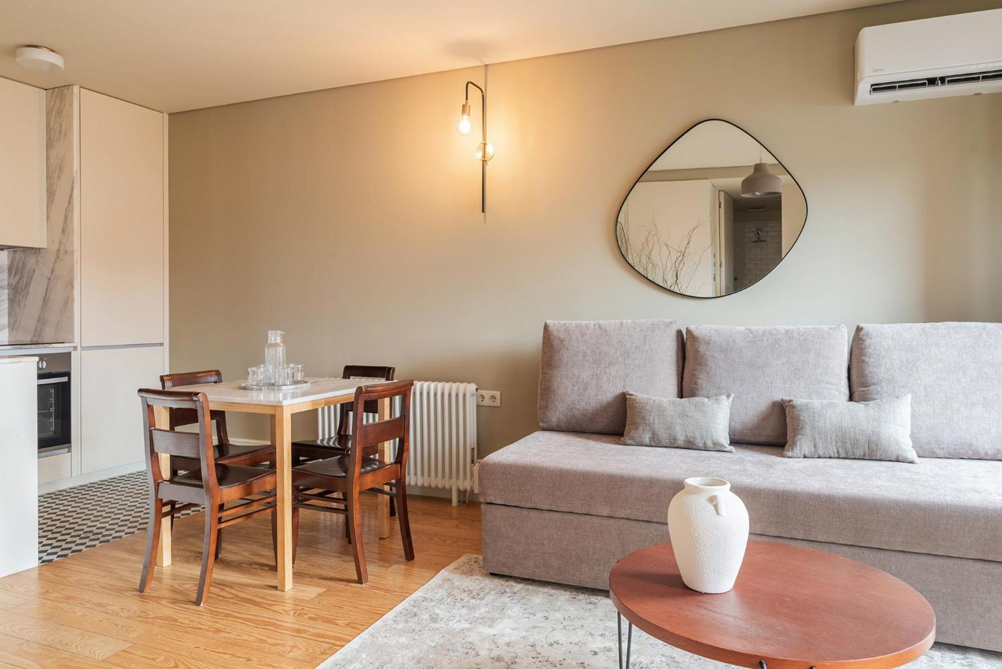 Alves Da Veiga Apartment Porto