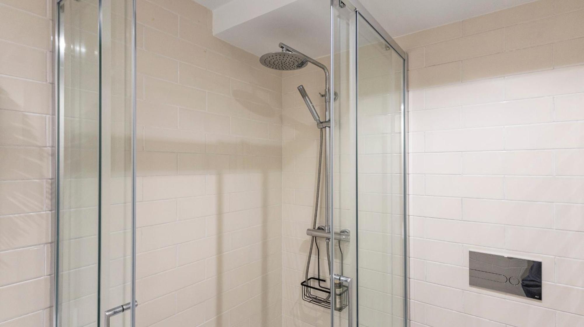 Stylish Duplex With Balcony In By Lovelystay Porto