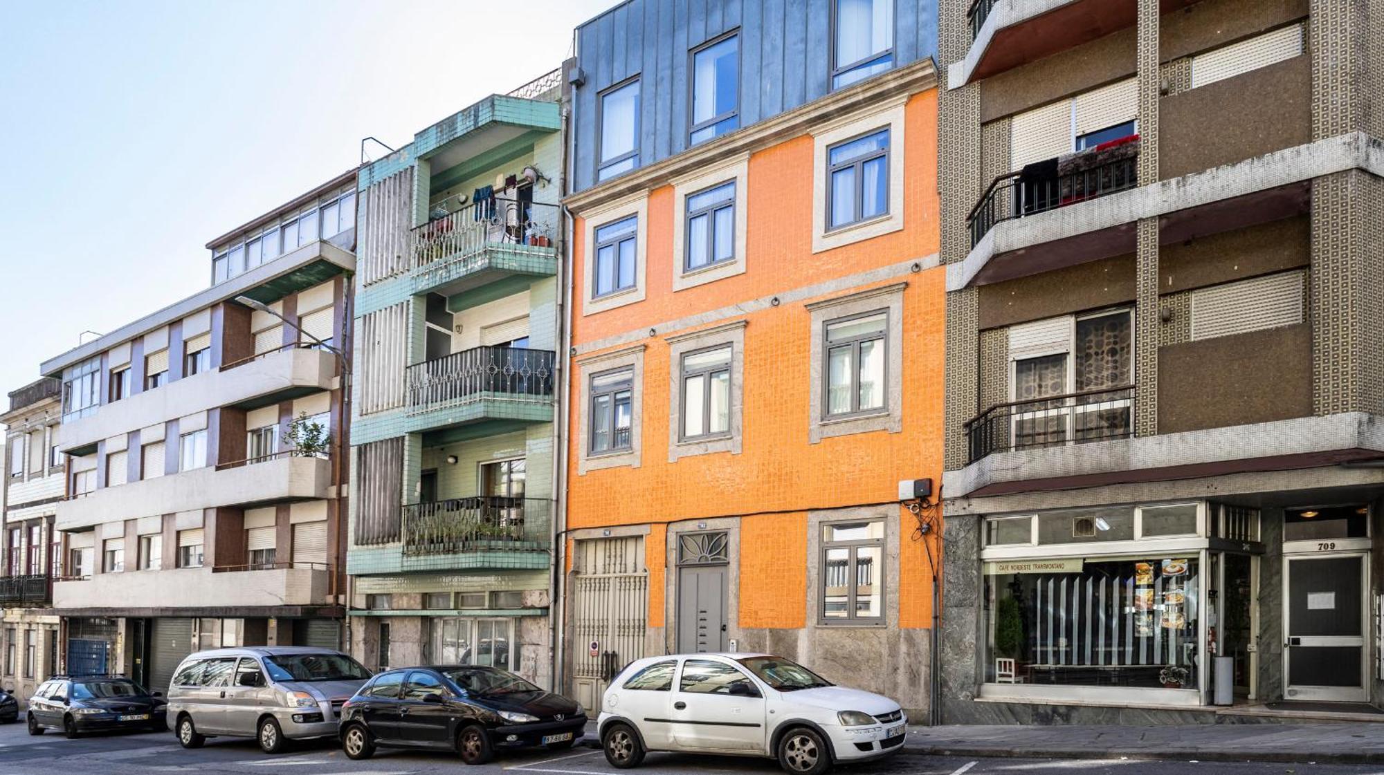 Stylish Duplex With Balcony In By Lovelystay Appartement Porto
