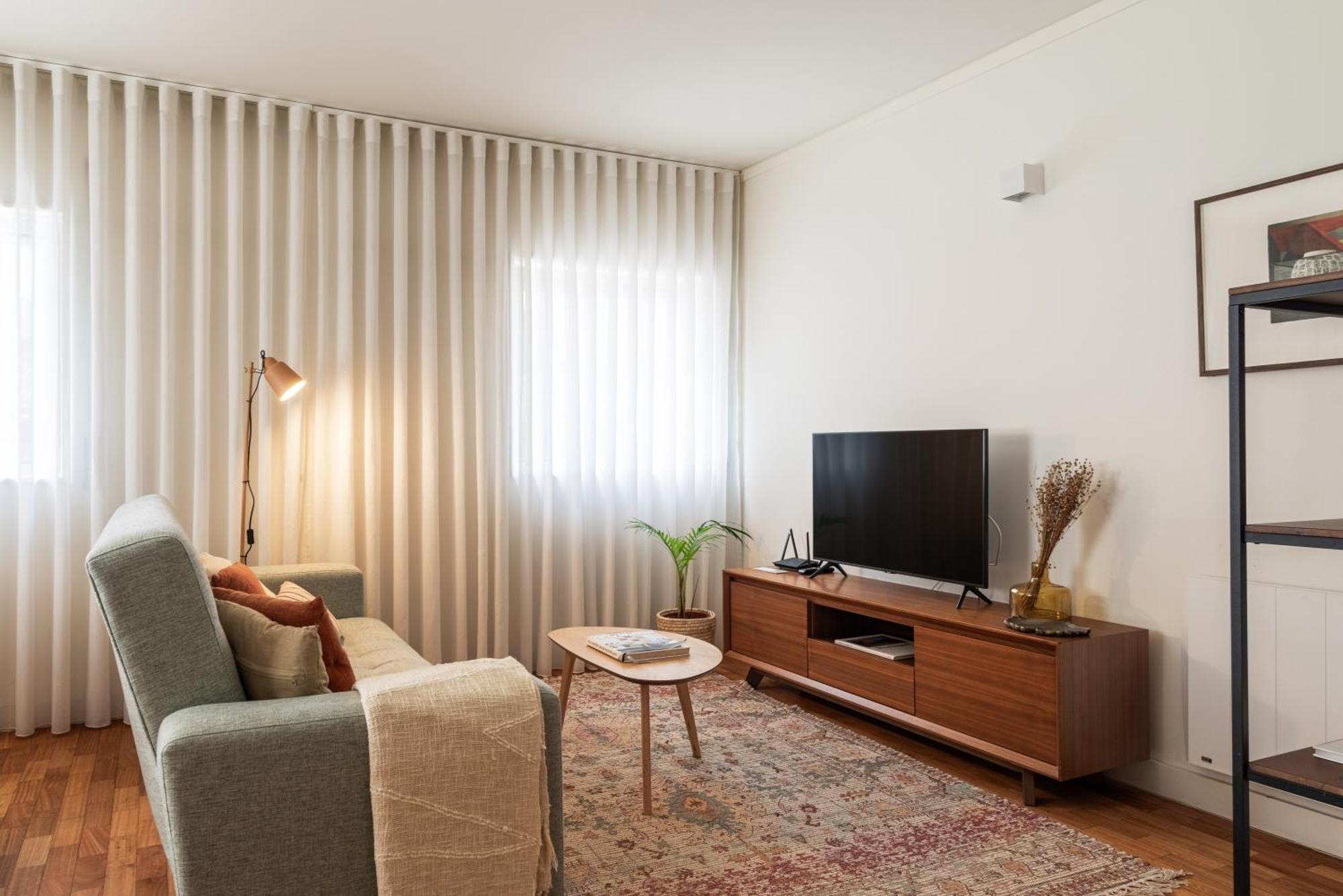 Apartment Bombarda Homes *