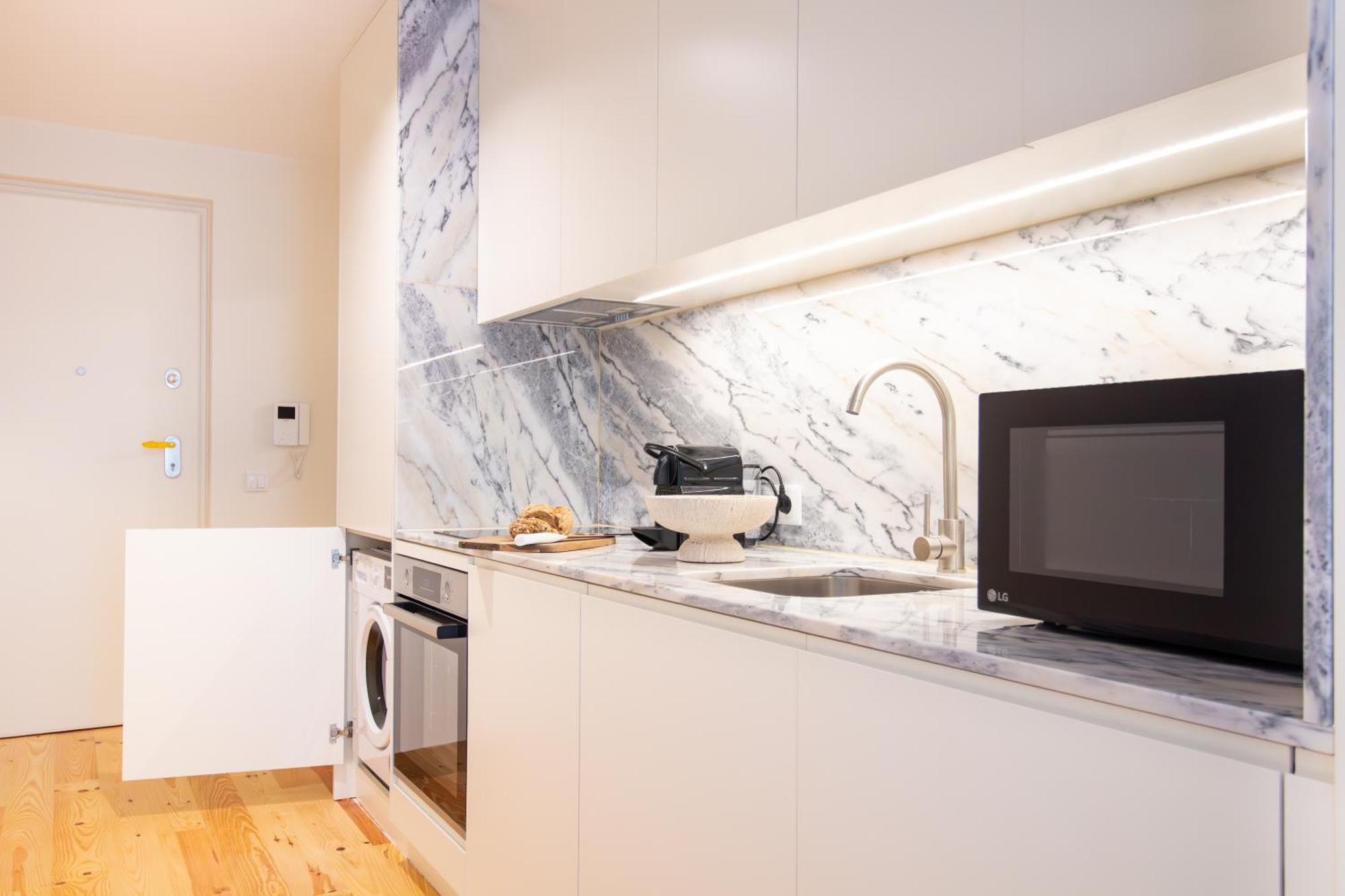 Apartment Luxurious Retreat In By Lovelystay