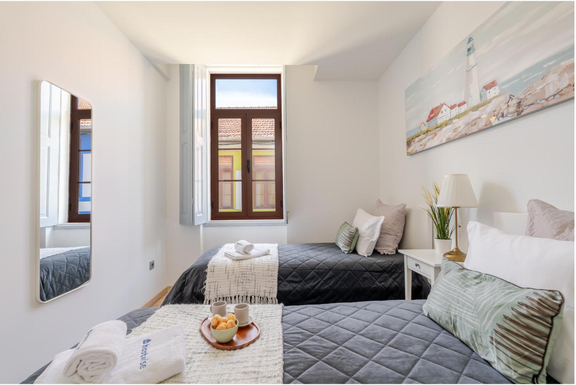 Ferienhaus Hostwise - Traditional House With Terrace