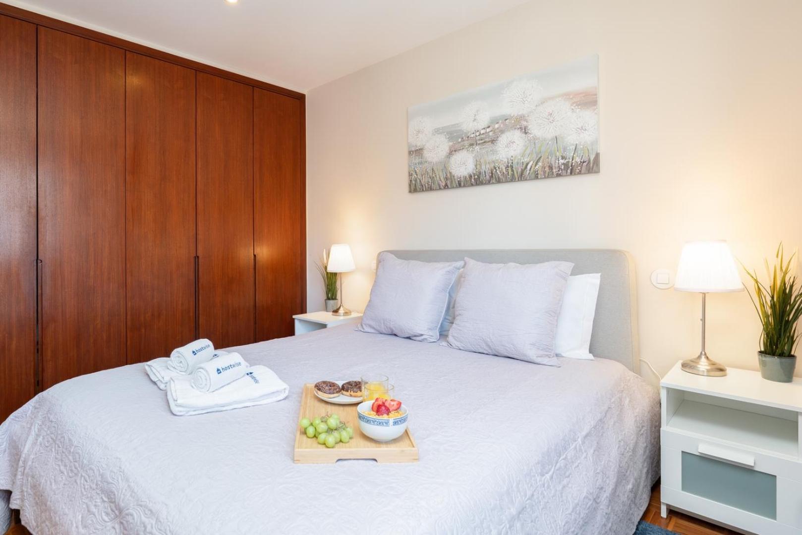Appartement Hostwise - Bright & Spacious Flat