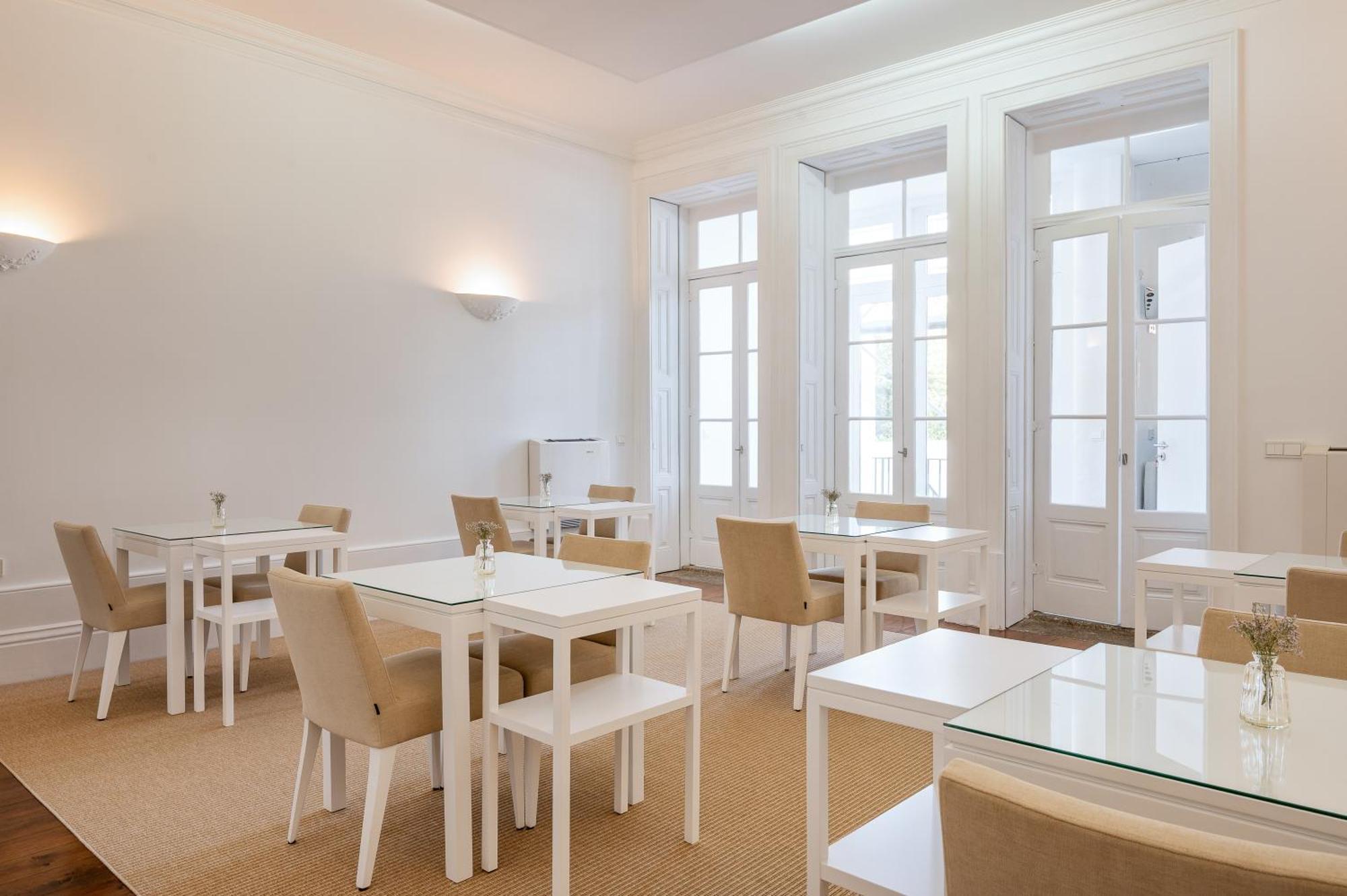 Oporto Comfort Charming Cedofeita Bed & Breakfast