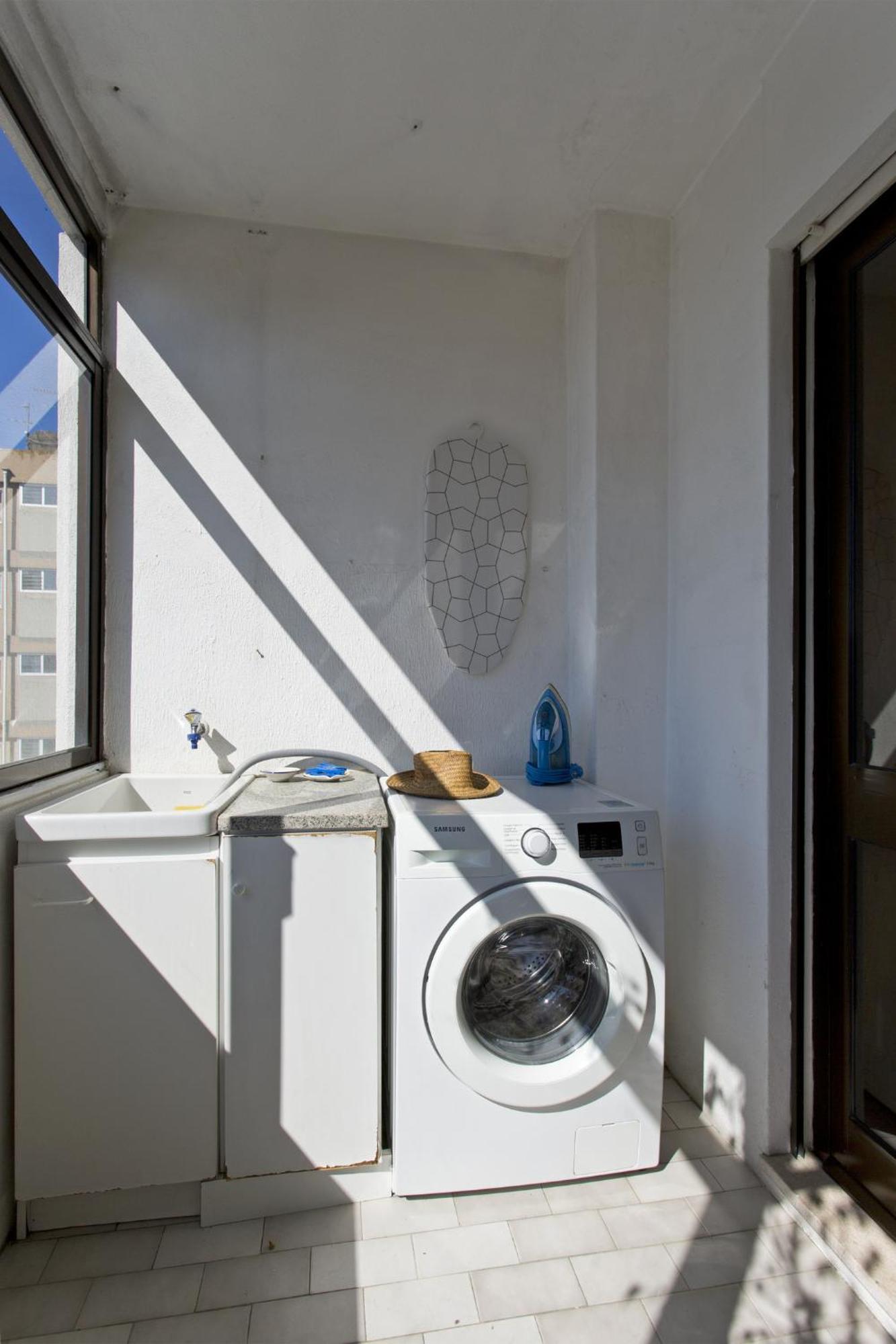 New! Joao Regras Apartment