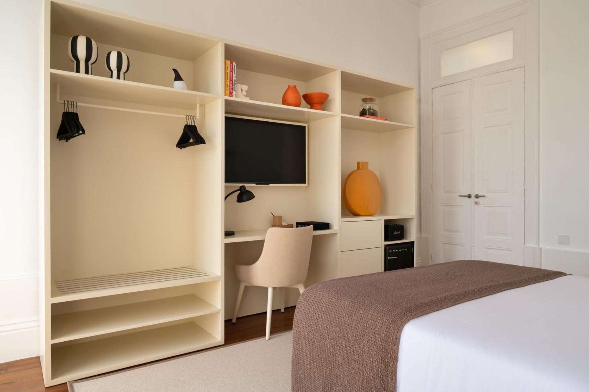 Oporto Comfort Charming Cedofeita Bed & Breakfast