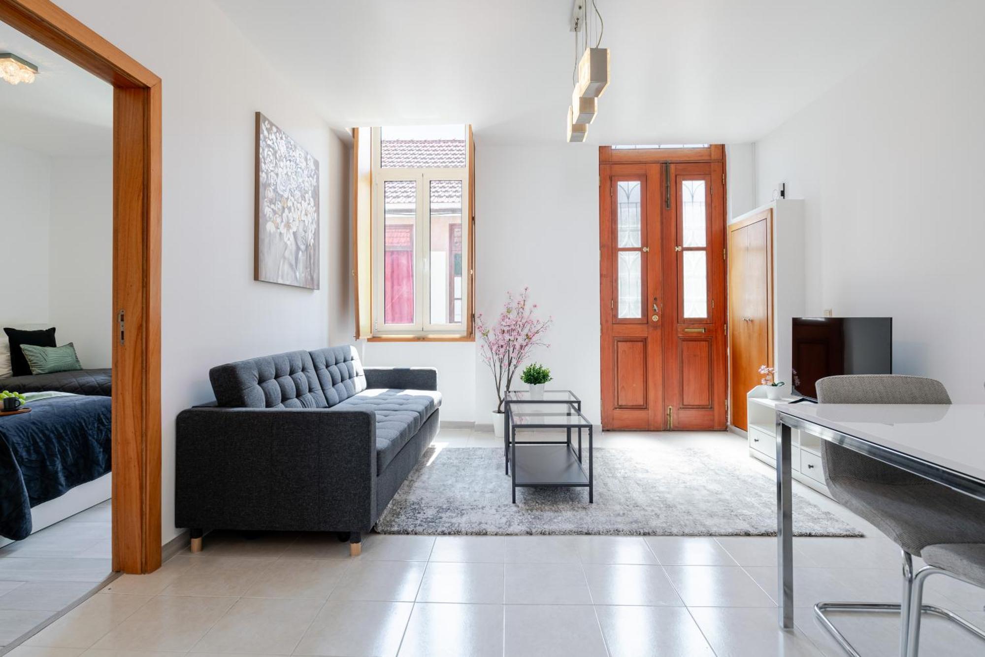 Hostwise - Traditional House With Terrace * Porto