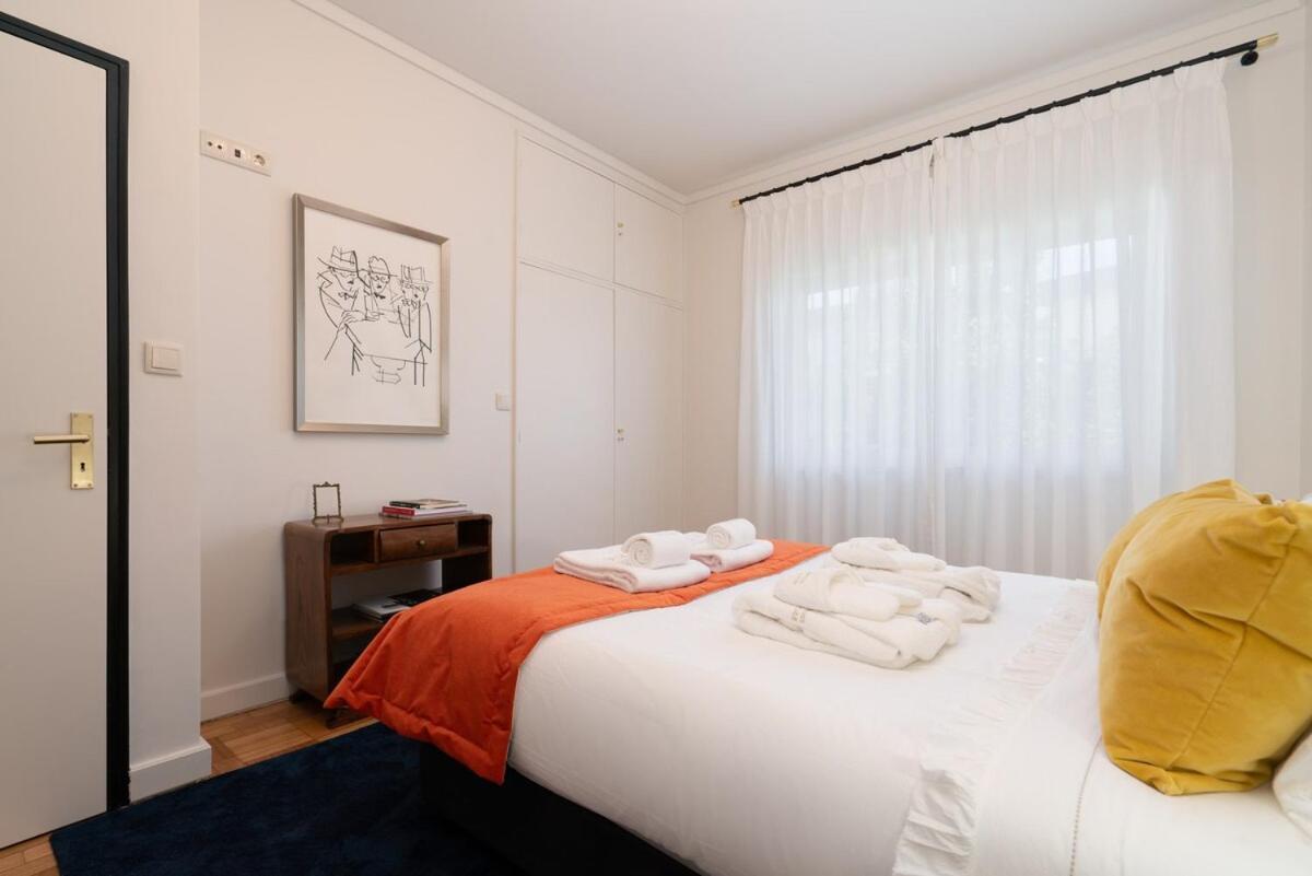 Serralves 1048 Luxury Villa
