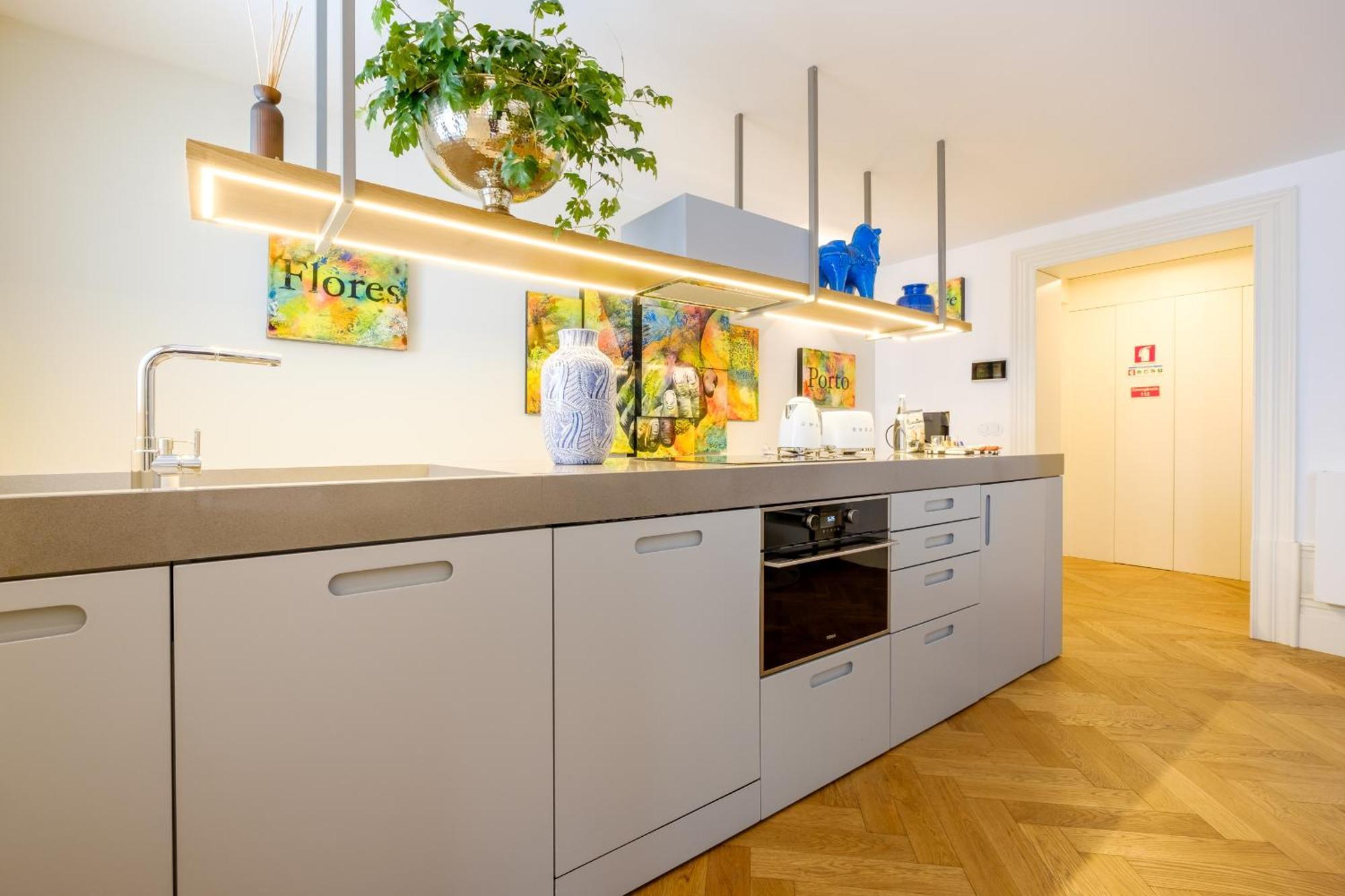 Discovery Luxury Historic House At Rua Flores * Porto
