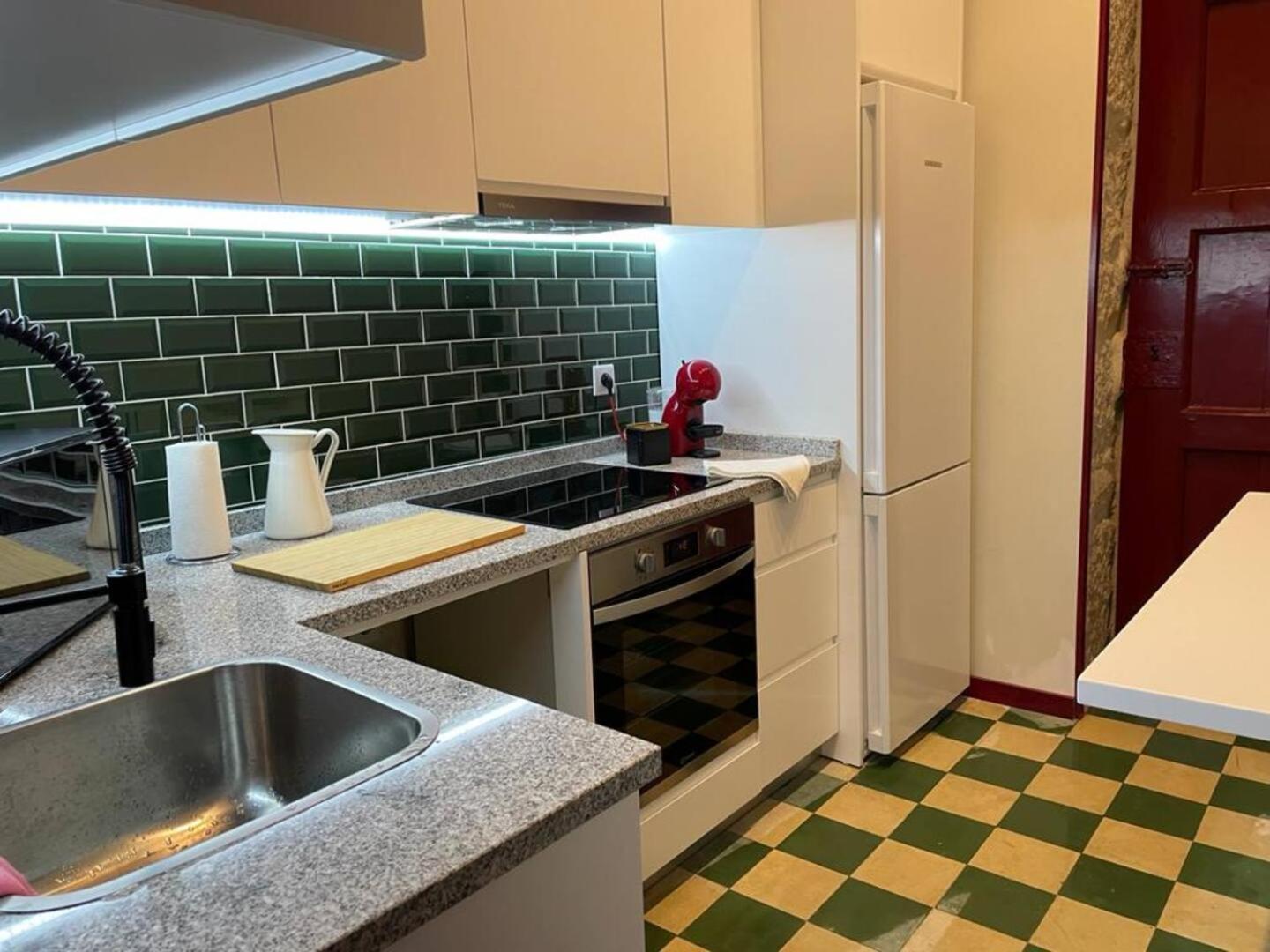 #4 Ramalde Charming House Homestay Porto