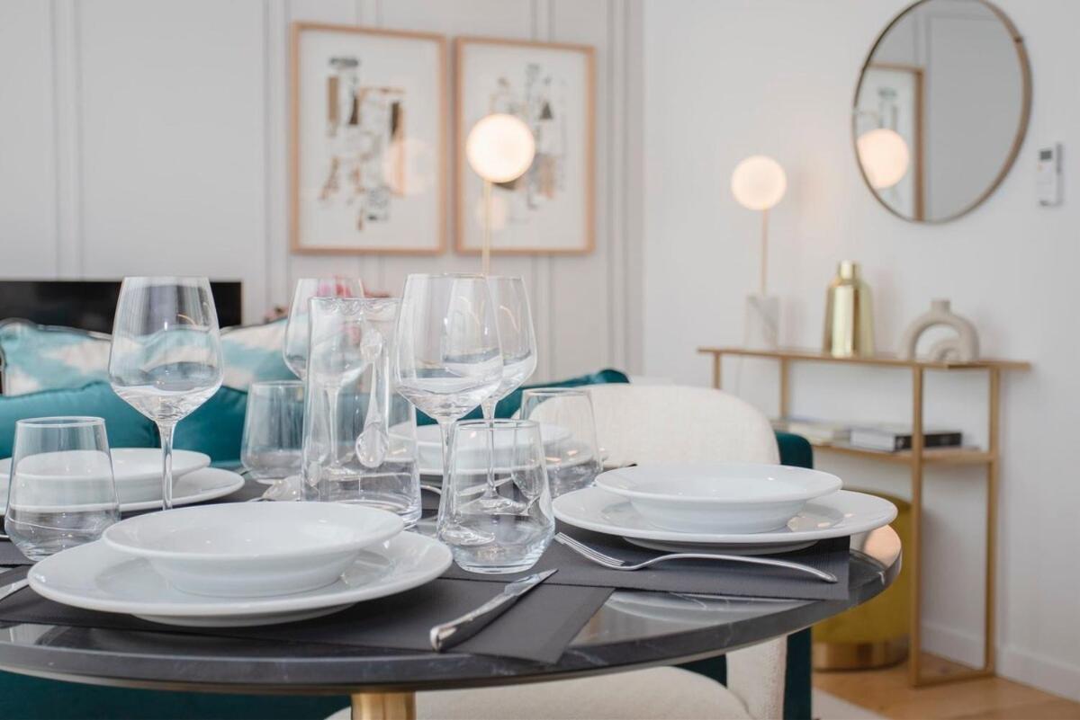 Apartment Liiiving In - Soho Urban Retreat