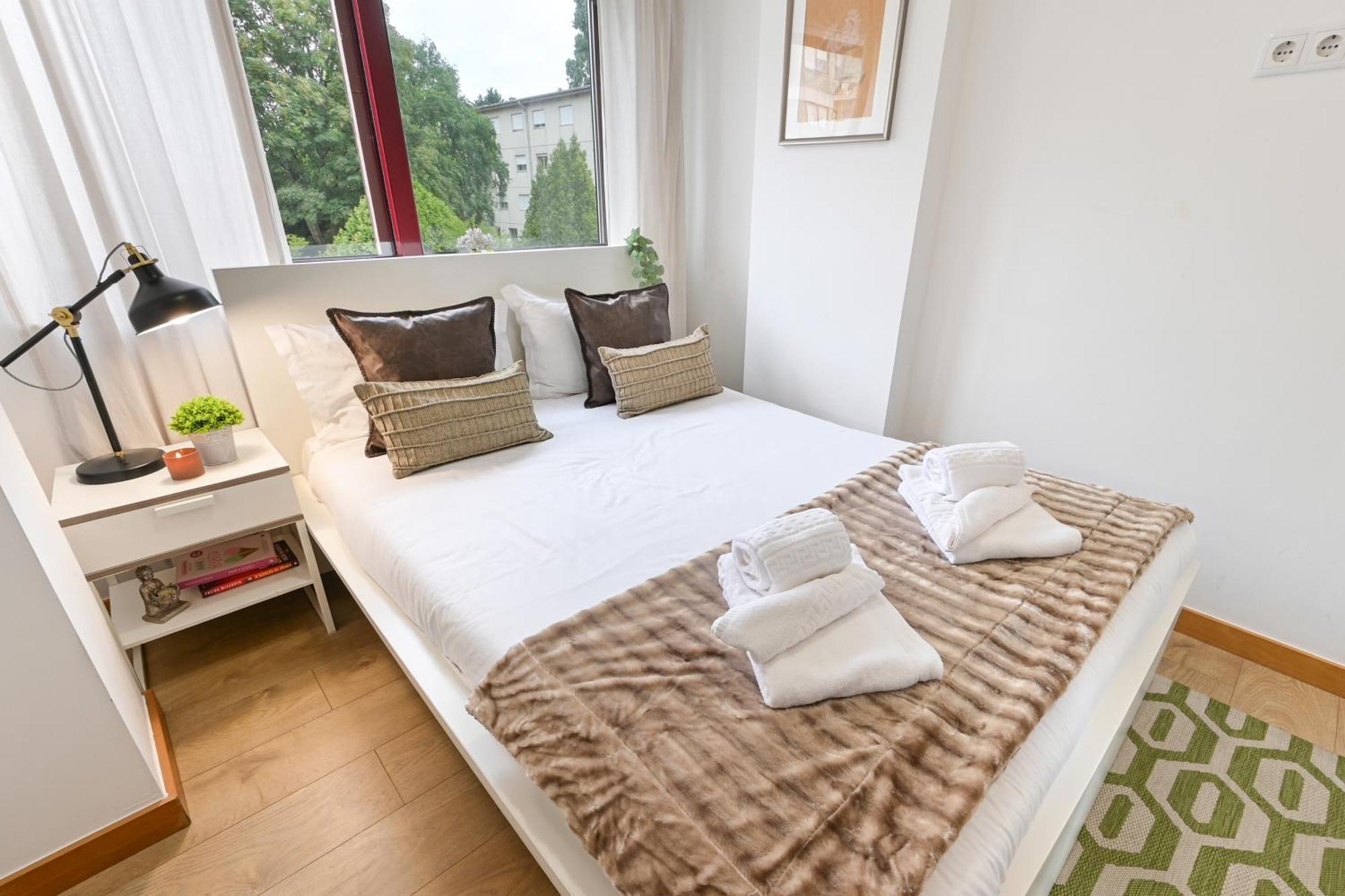 Apartment Boavista T3 *