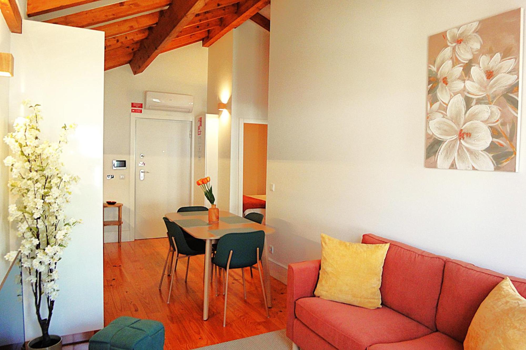 Sweetheart Apartment