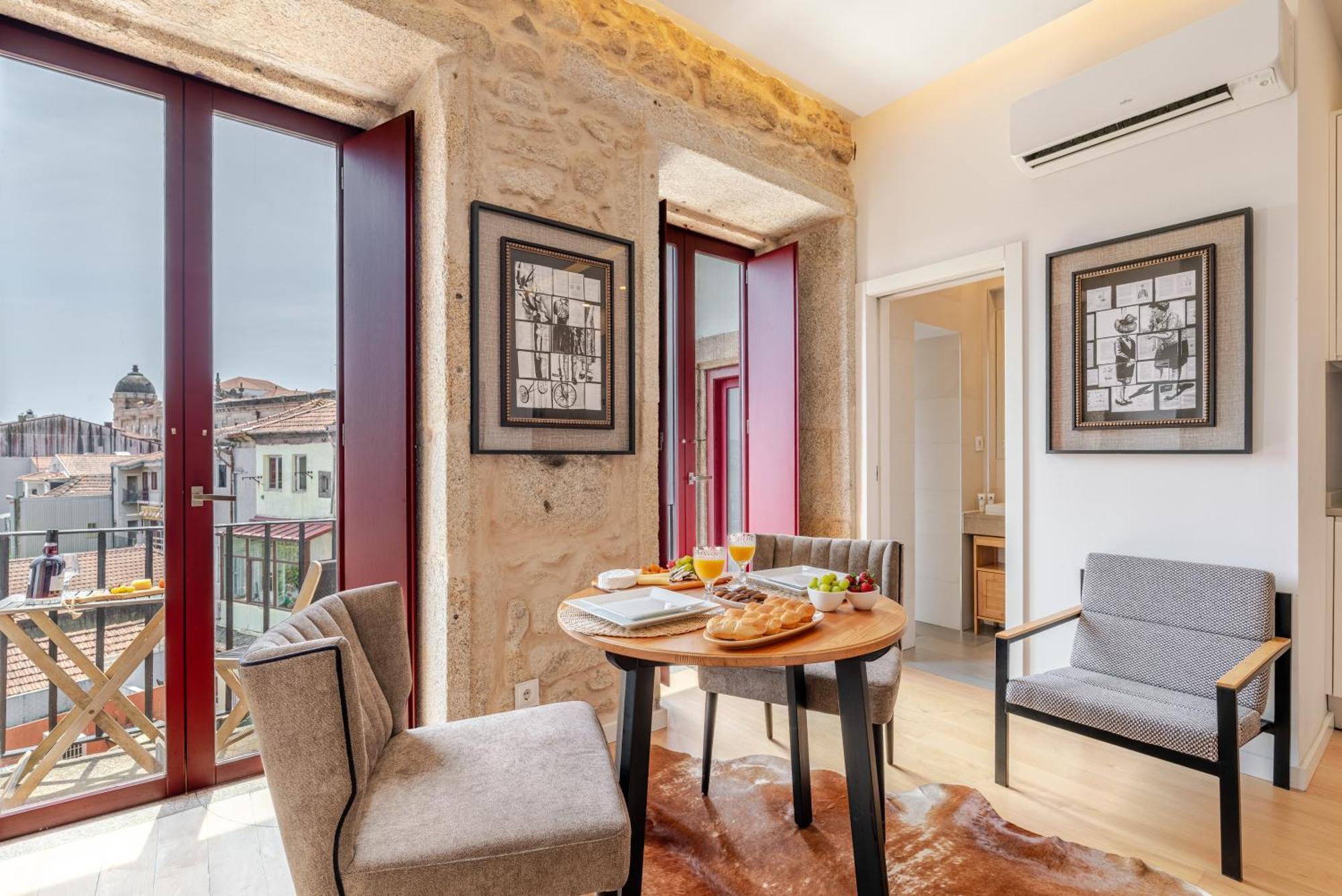 Decor - Clerigos By Host Wise Apartment *