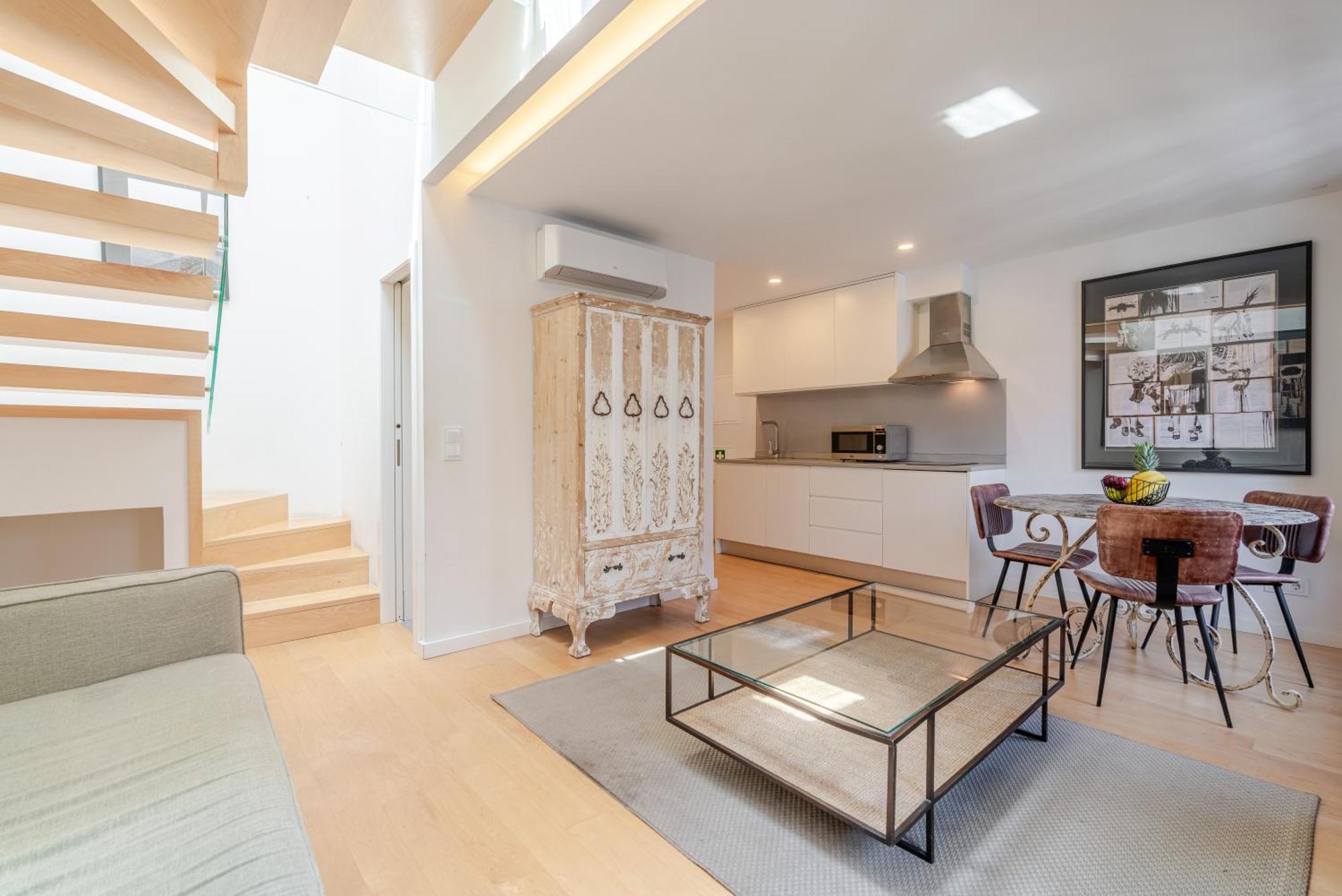 Apartment Decor - Clerigos By Host Wise
