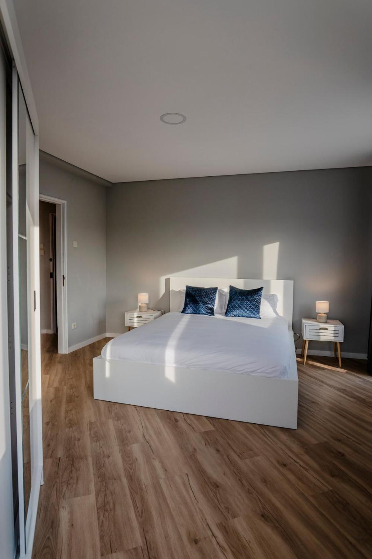 Apartment 3br Flat By Casa Da Música, Central, Sleeps 6, 2d