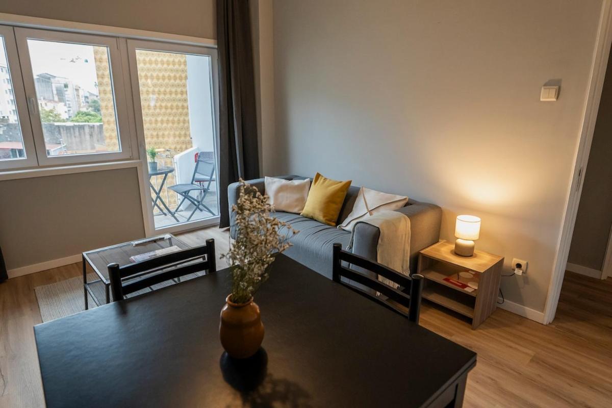 3br Flat By Casa Da Música, Central, Sleeps 6, 2d Apartment Porto