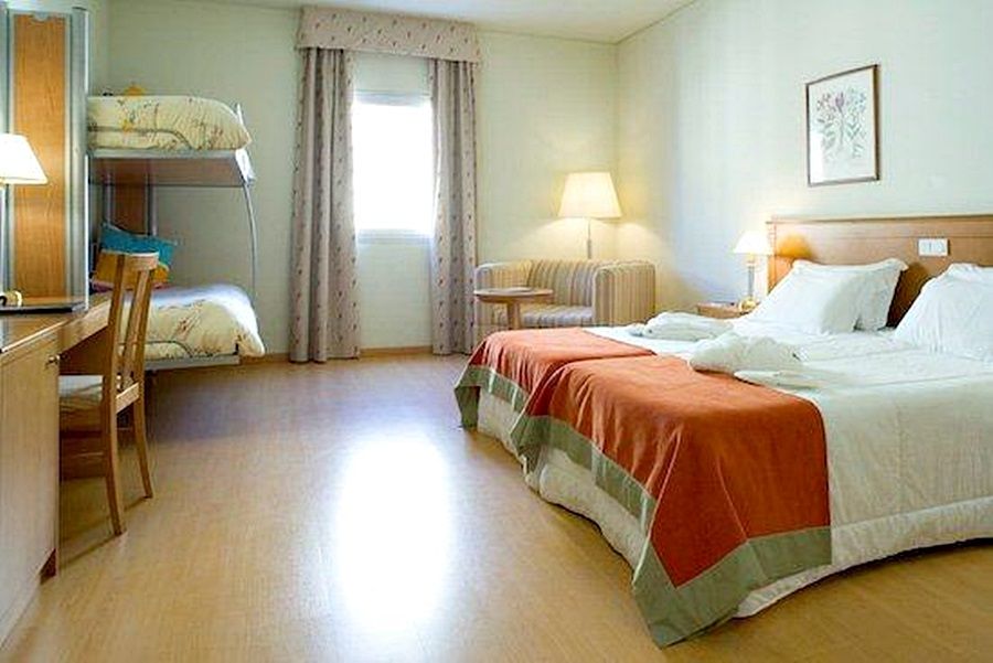 Hotel Tryp By Wyndham Centro Porto