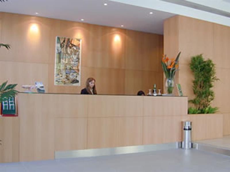 Hotel Tryp By Wyndham Centro 3*