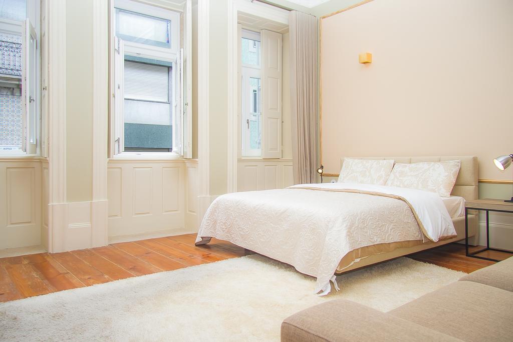 Liiiving In | Art & Heart Apartment