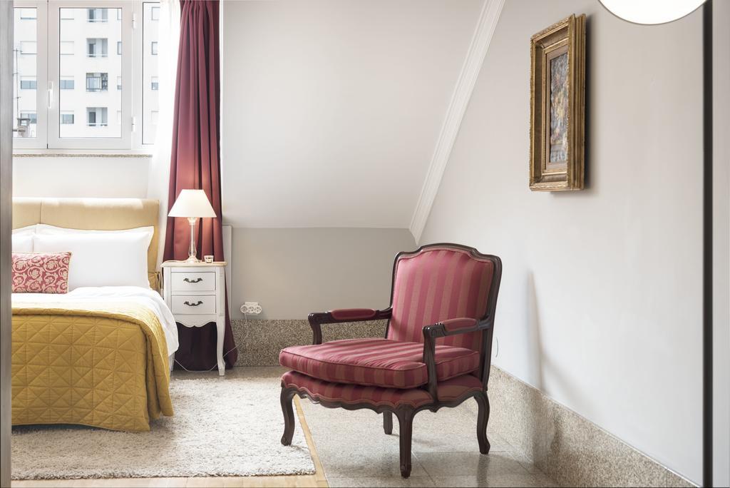 Le Petit Chateau *