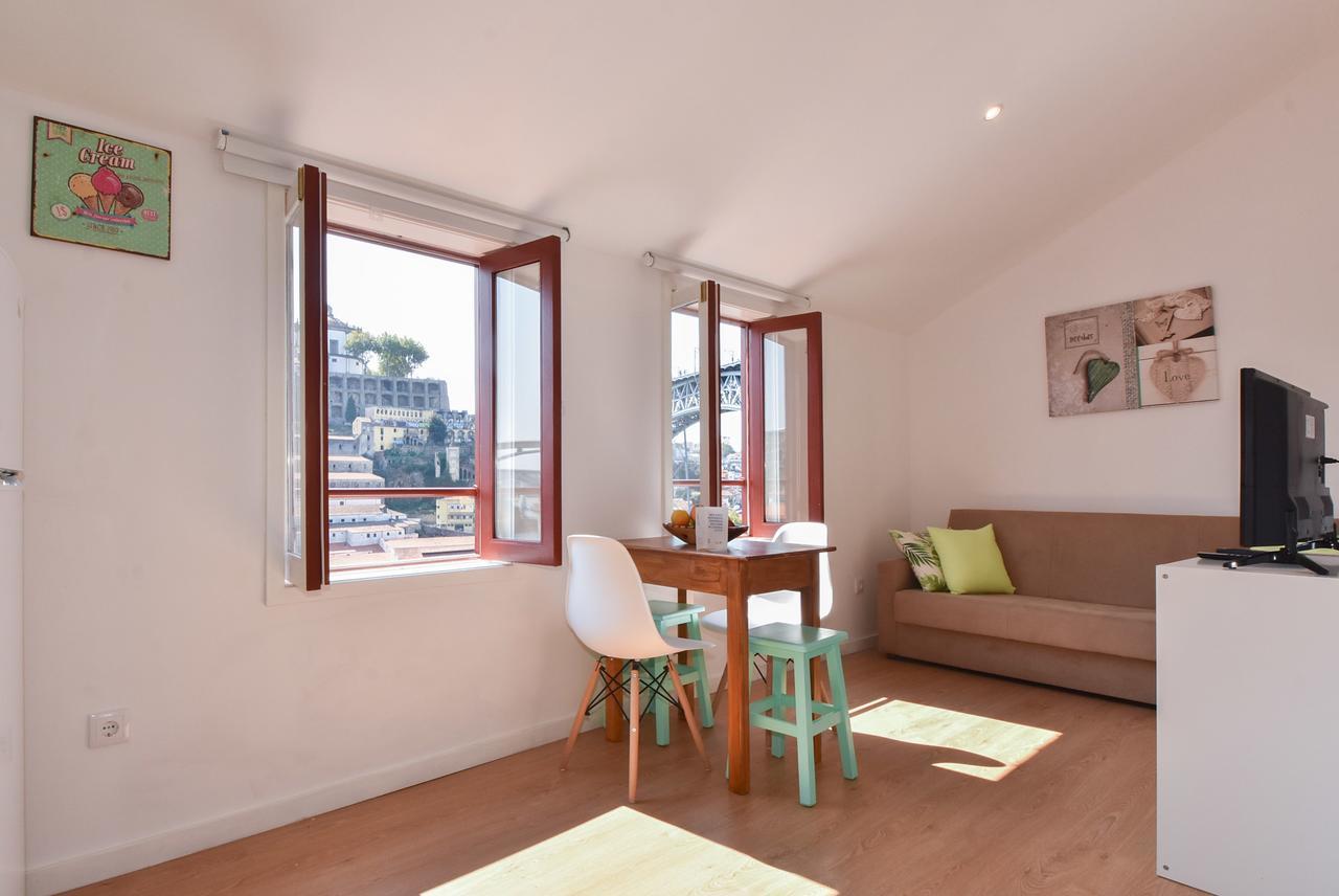 Guindais Iii Apartment