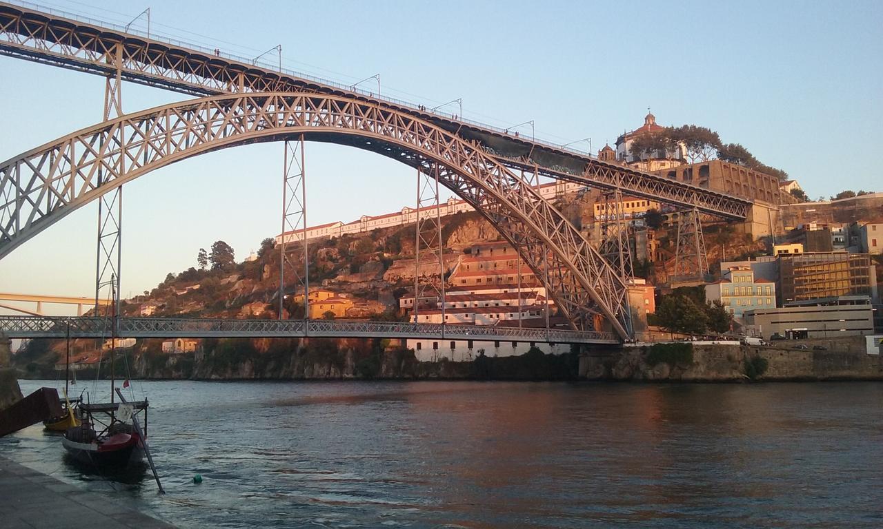 River Aparthotel