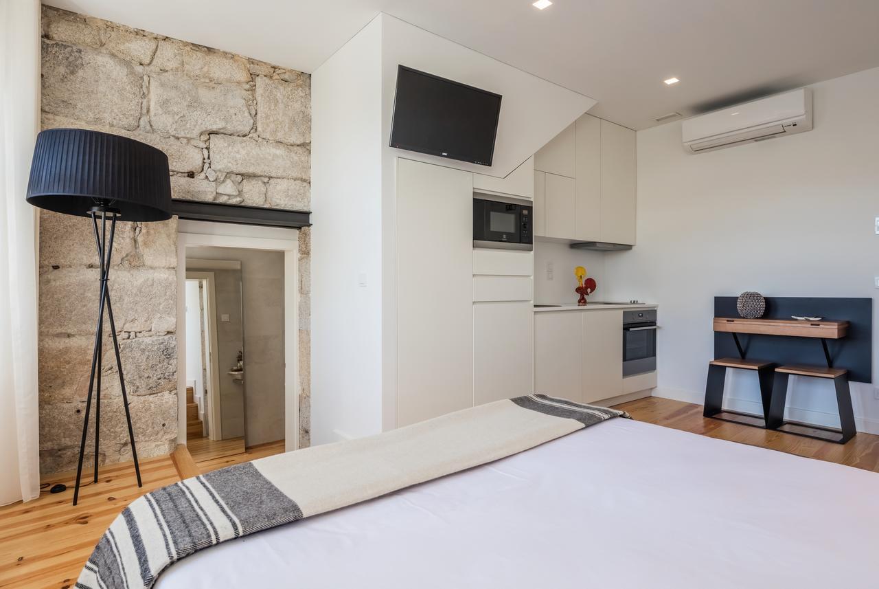 Aparthotel River 4*