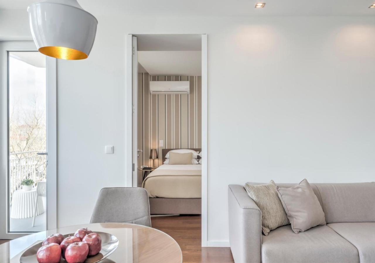 Bo - Julio Dinis * Apartments & Parking Apartment