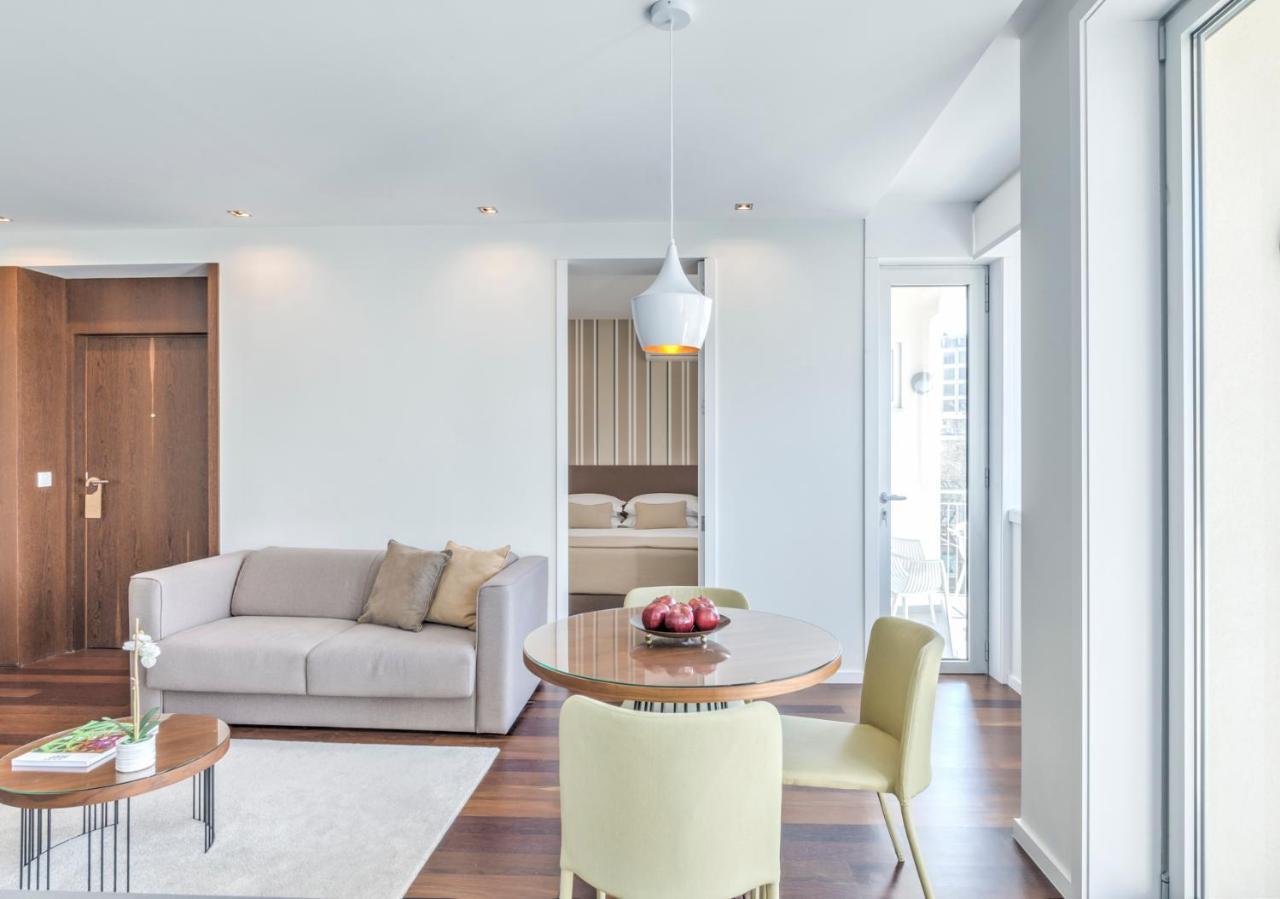 Bo - Julio Dinis * Apartments & Parking Porto