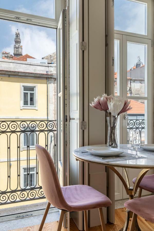 Mouzinho Historic Apartment *