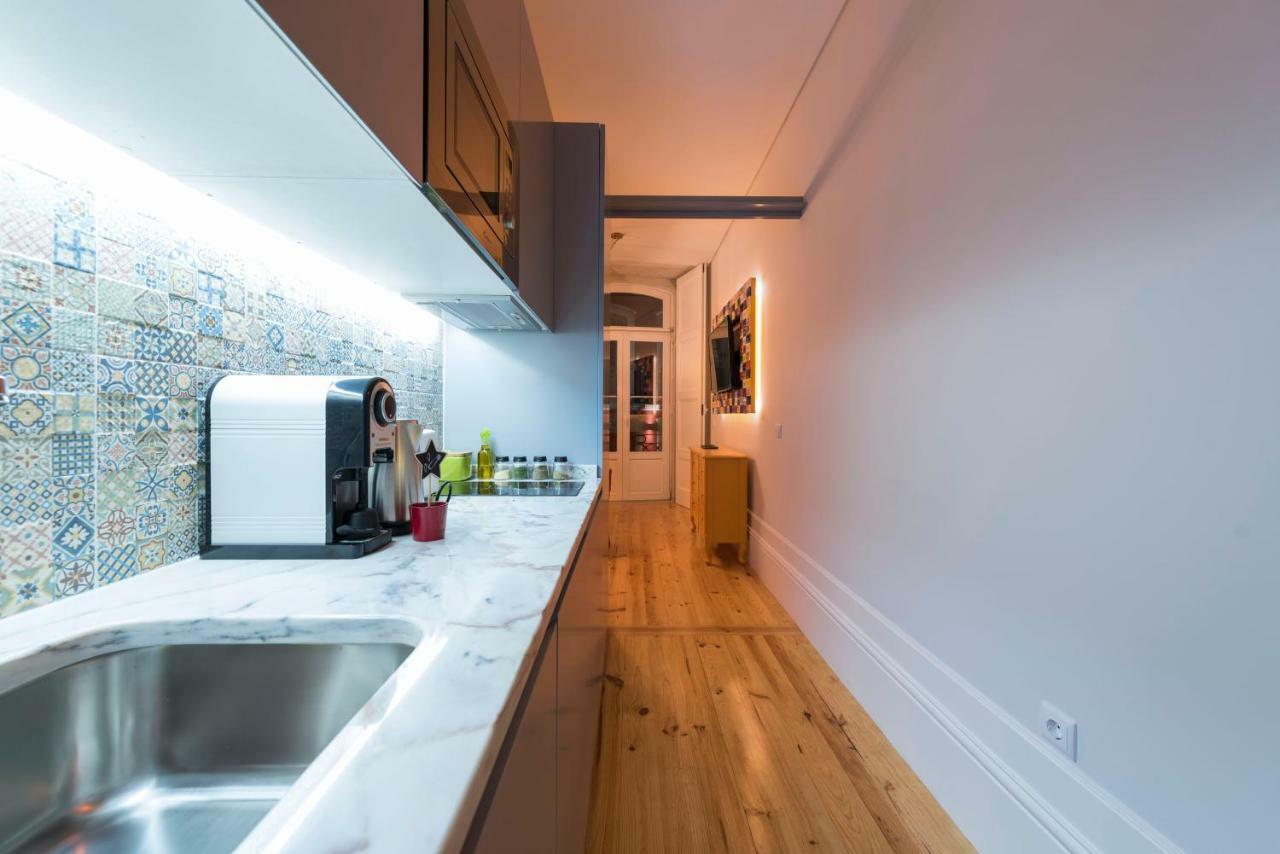 Almada Music Apartment *