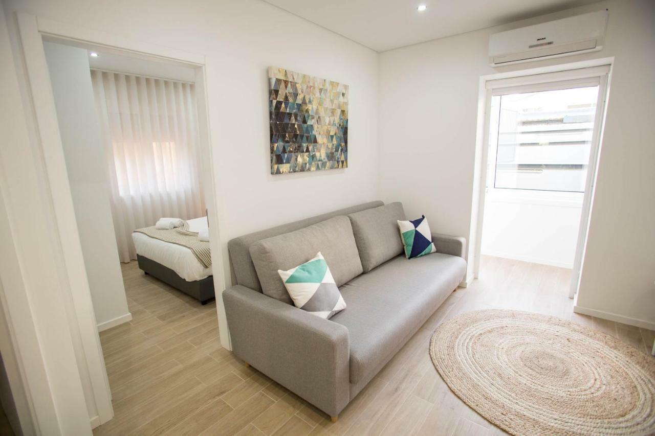 Apartment Camoes 691 Design By Hosts *
